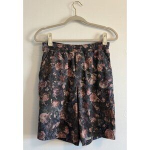 Lululemon Men Pace Breaker Shorts in Gray and Pink Floral Size medium Athleisure